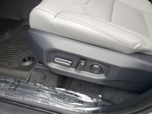 New 2026 Toyota Tundra Limited image 32