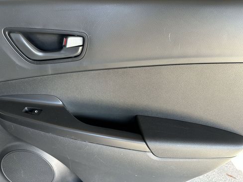 Used 2023 Hyundai Kona SEL image 26