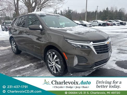 Used 2023 Chevrolet Equinox LT AWD/4WD image 1