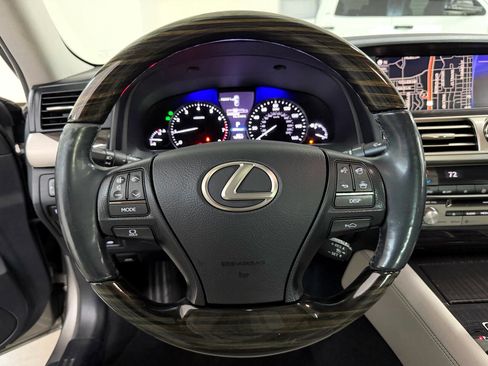 Used 2017 Lexus LS 460 image 30