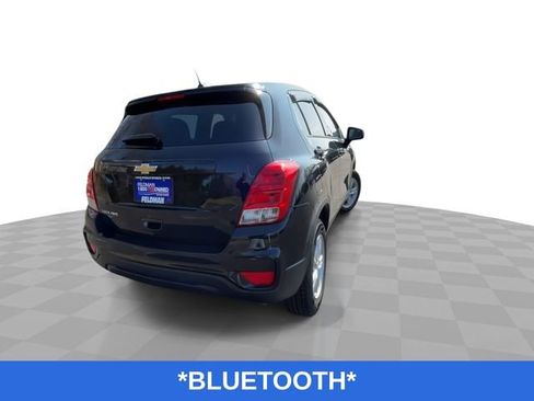 Used 2020 Chevrolet Trax LS w/ Tint and Cruise Package image 9