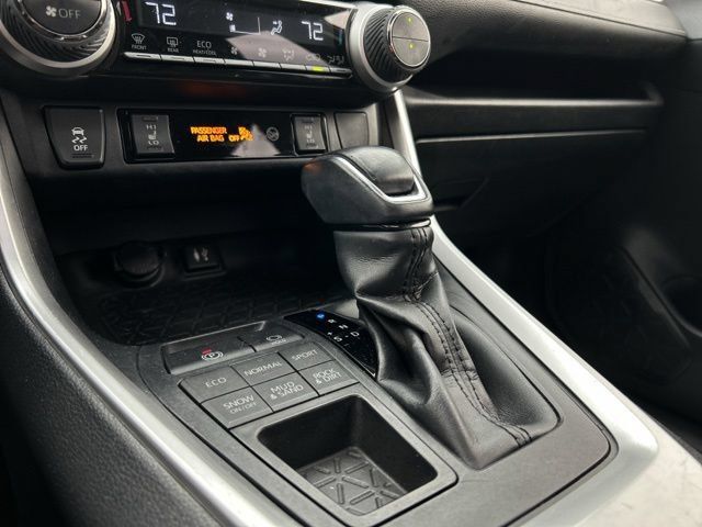 Used 2019 Toyota RAV4 XLE Premium w/ Cold Weather Package AWD/4WD image 46