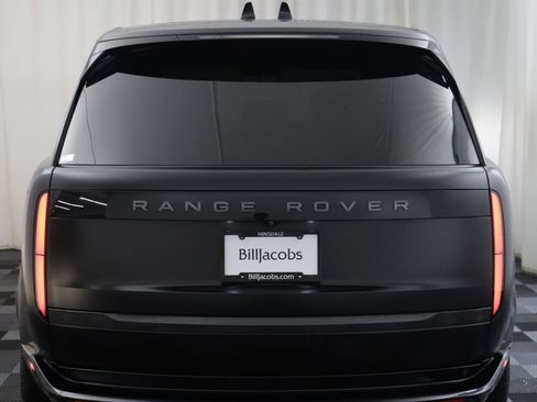 Certified 2025 Land Rover Range Rover Long Wheelbase Autobiography AWD/4WD image 19