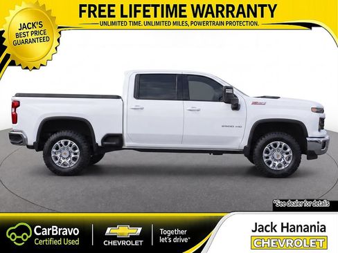 Used 2024 Chevrolet Silverado 2500 LT AWD/4WD image 8