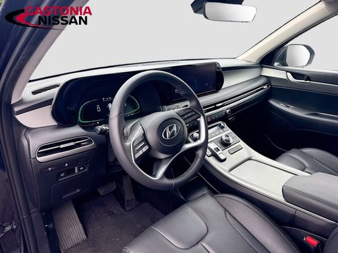 Used 2023 Hyundai Palisade SEL FWD image 11