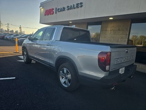 Used 2025 Honda Ridgeline RTL image 6