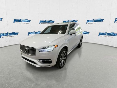 Used 2021 Volvo XC90 T8 Inscription w/ Protection Package Premier AWD/4WD image 4