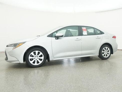 New 2026 Toyota Corolla LE image 18