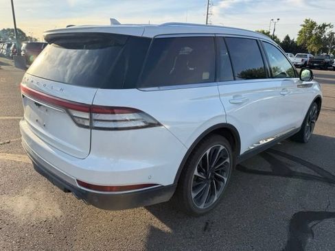 Used 2022 Lincoln Aviator Reserve w/ Equipment Group 201A AWD/4WD image 10