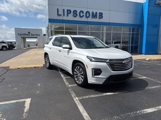 Used 2023 Chevrolet Traverse Premier FWD video 1