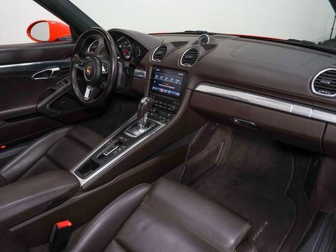 Used 2022 Porsche 718 Boxster GTS RWD image 32