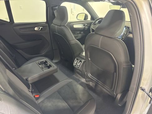 New 2026 Volvo XC40 B5 Ultra w/ Climate Package image 24