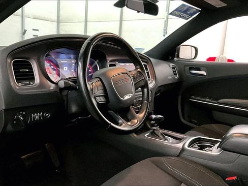 Used 2023 Dodge Charger SXT image 12