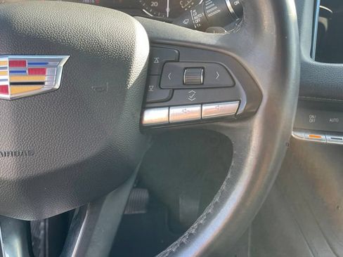 Used 2023 Cadillac XT4 Premium Luxury FWD image 13