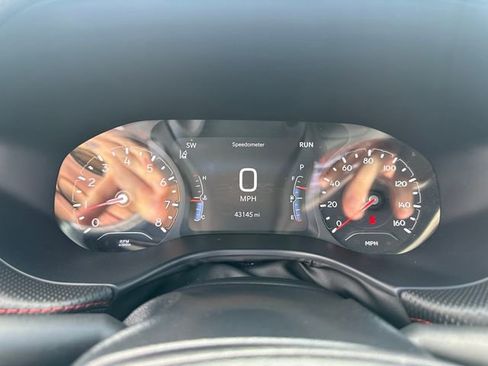 Used 2024 Jeep Compass Trailhawk image 31