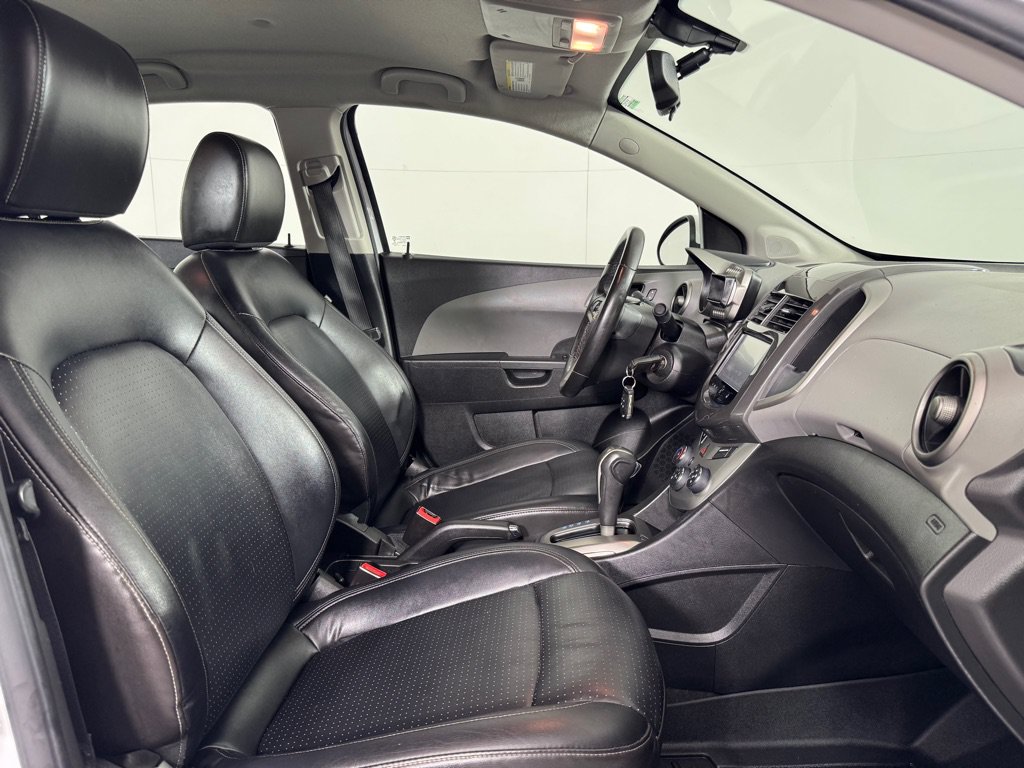 Used 2015 Chevrolet Sonic LTZ FWD image 20