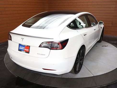 Used 2020 Tesla Model 3 Performance image 7