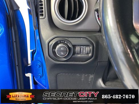 Used 2020 Jeep Gladiator Rubicon image 14