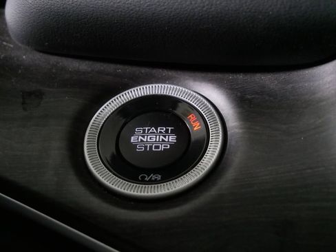 Used 2022 Jeep Grand Cherokee Limited 4xe image 24