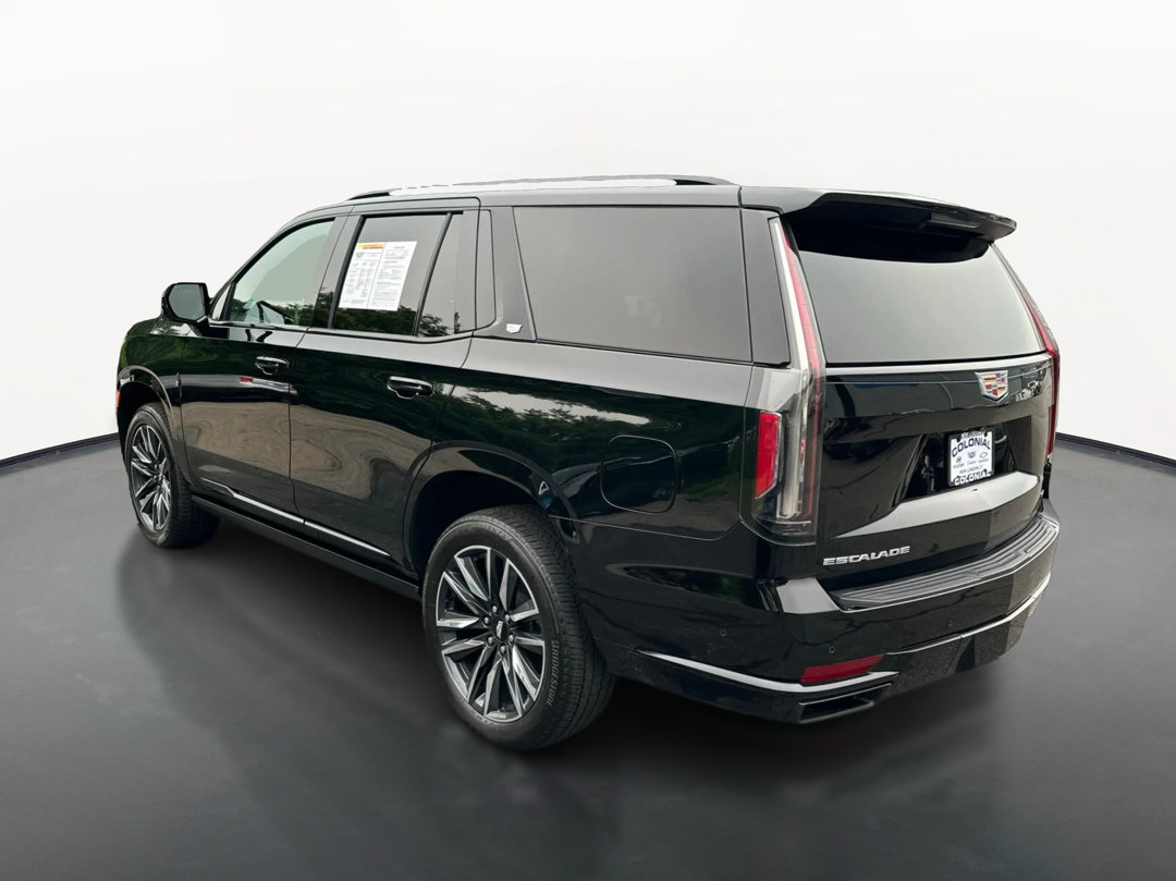 Certified 2023 Cadillac Escalade Sport Platinum w/ LPO, Floor Liner Package AWD/4WD image 7