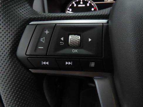 New 2026 Mitsubishi Outlander ES FWD image 11