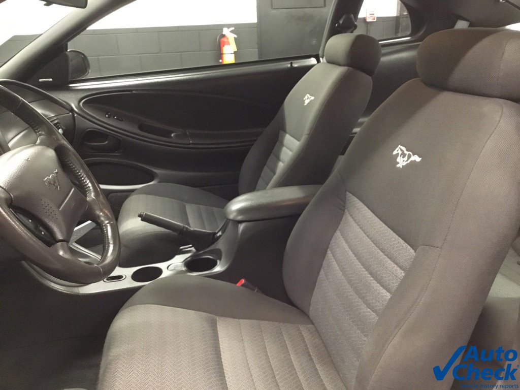 Used 2002 Ford Mustang GT RWD image 28