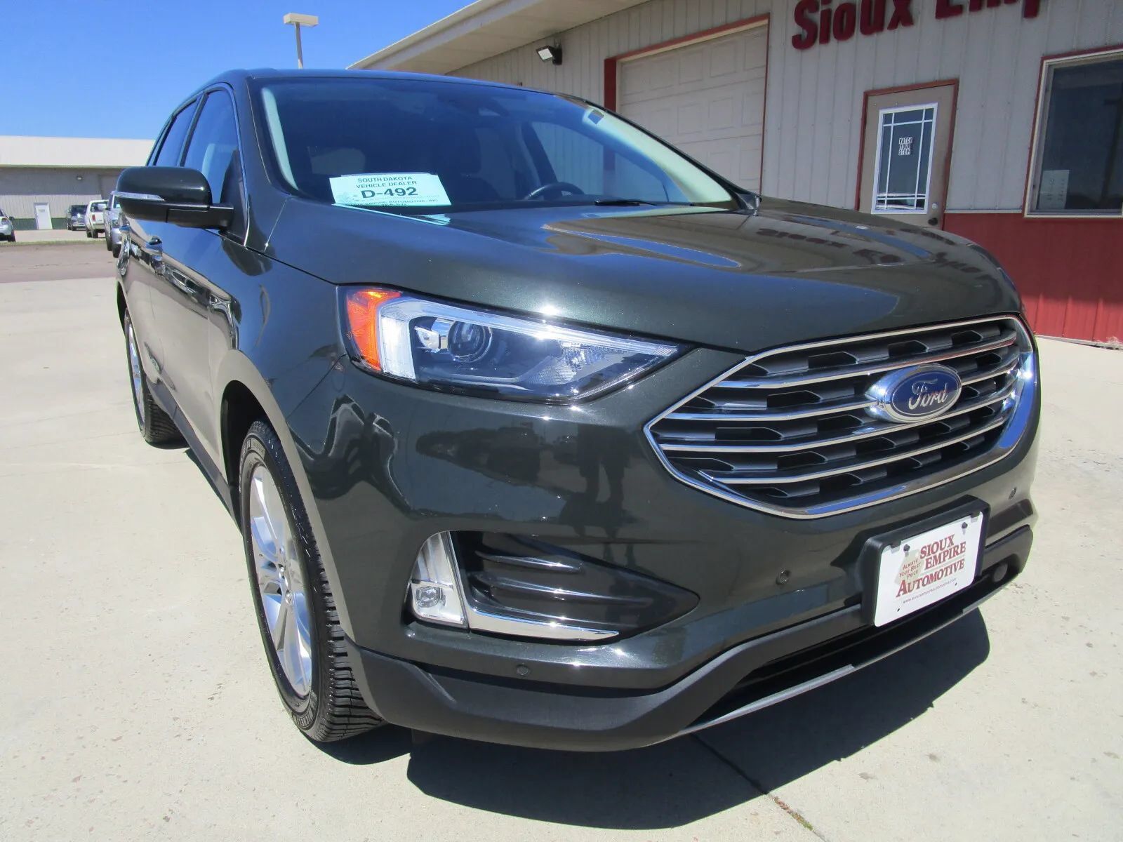 Used 2023 Ford Edge Titanium w/ Cargo Accessory Package AWD/4WD image 3