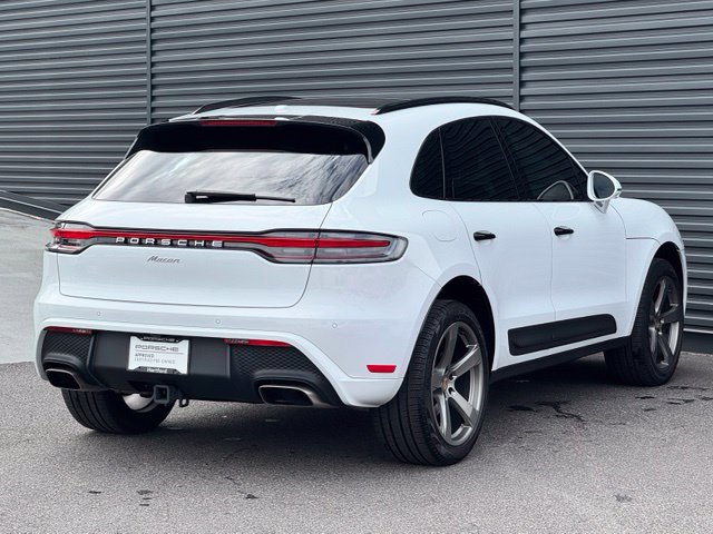 Certified 2023 Porsche Macan AWD/4WD image 7