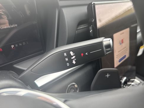 New 2026 GMC Terrain Elevation w/ Elevation Premium Package AWD/4WD image 23