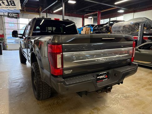 Used 2020 Ford F350 Platinum w/ FX4 Off-Road Package image 7