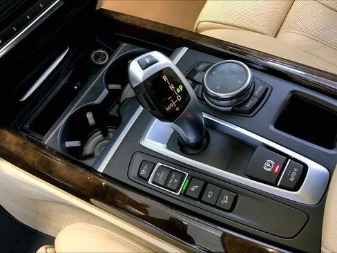 Used 2014 BMW X5 xDrive35d AWD/4WD image 16