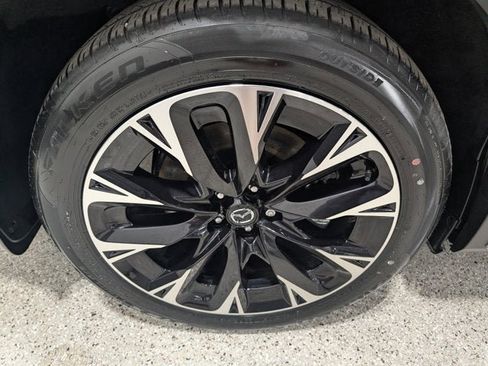 Certified 2025 MAZDA CX-90 Plug-In Hybrid w/ Premium Plus image 11