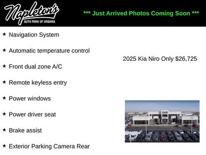 Used 2025 Kia Niro EX