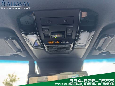 Used 2025 Toyota Land Cruiser image 23