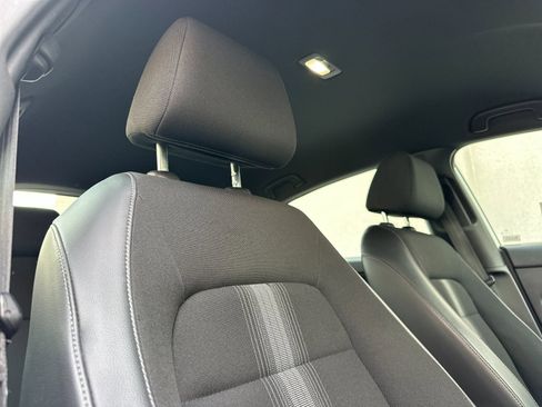 Used 2022 Honda Civic Sport image 17