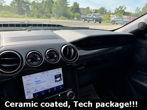 Used 2022 Ford Mustang Shelby GT500 w/ Technology Package image 51