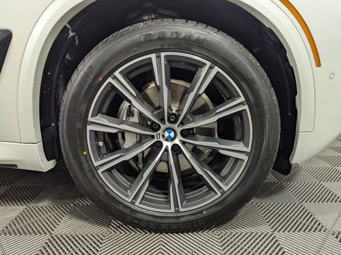 Used 2025 BMW X5 xDrive40i image 30
