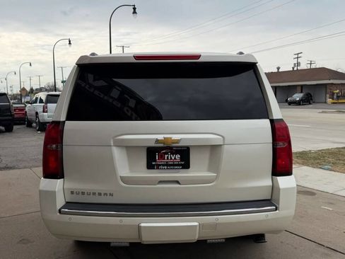 Used 2015 Chevrolet Suburban LTZ image 8