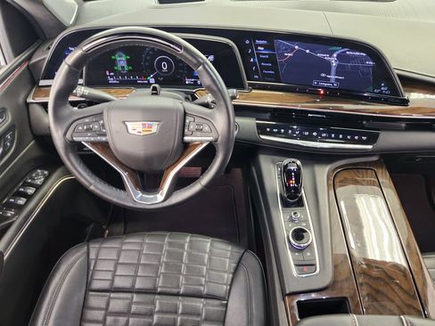 Used 2024 Cadillac Escalade Sport Platinum w/ LPO, ONYX Package AWD/4WD image 27