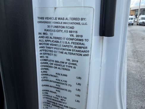 Used 2019 Ford Transit 350 XL RWD image 26