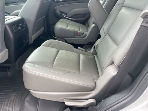 Used 2019 Chevrolet Tahoe LT RWD image 19
