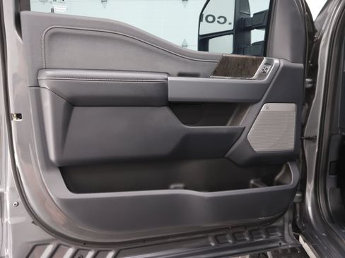 Used 2024 Ford F350 Lariat w/ Tremor Off-Road Package AWD/4WD image 48
