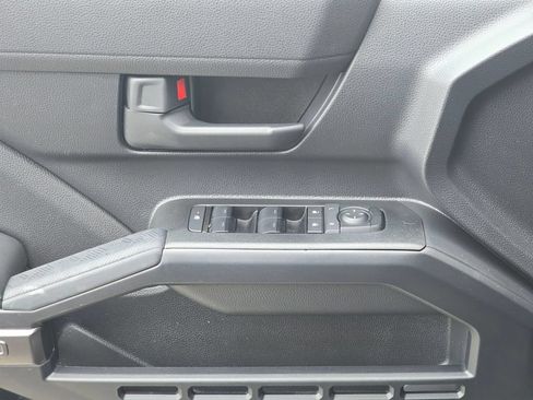 Used 2015 Jeep Grand Cherokee Overland AWD/4WD image 66