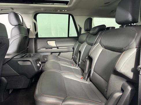 Used 2025 Ford Expedition Max Active AWD/4WD image 27