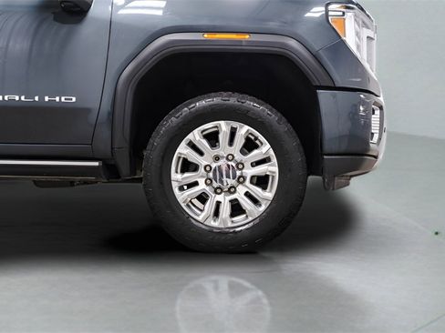 Used 2022 GMC Sierra 3500 Denali w/ Denali Ultimate Package image 7