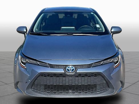 Used 2021 Toyota Corolla LE FWD image 3