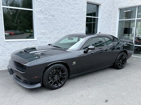 Used 2019 Dodge Challenger R/T Scat Pack w/ 1320 Drag Pack RWD image 2