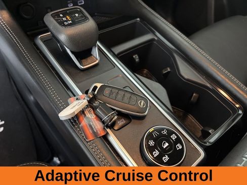 Used 2024 Nissan Pathfinder Platinum w/ Cargo Package image 19