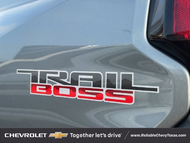 Used 2026 Chevrolet Colorado Trail Boss AWD/4WD image 7