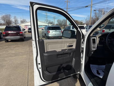 Used 2012 RAM 1500 Big Horn image 7